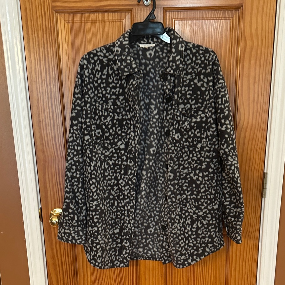 Maurices Black and Gray Leopard Button Down Shackleton